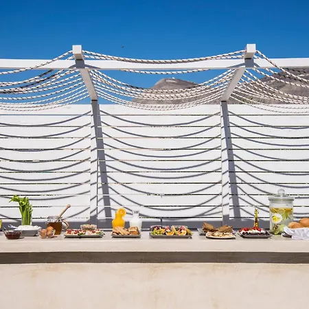 Sea View Bb 3 Guests In A Family بيت ضيافة بيريفولّوس